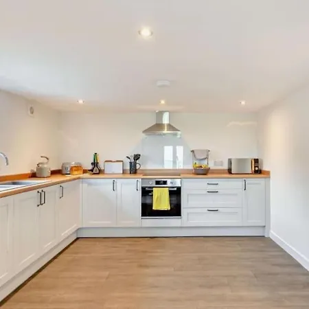 Hillsview - 4 Berth Renovated Barn Conversion Combe Martin Exterior photo